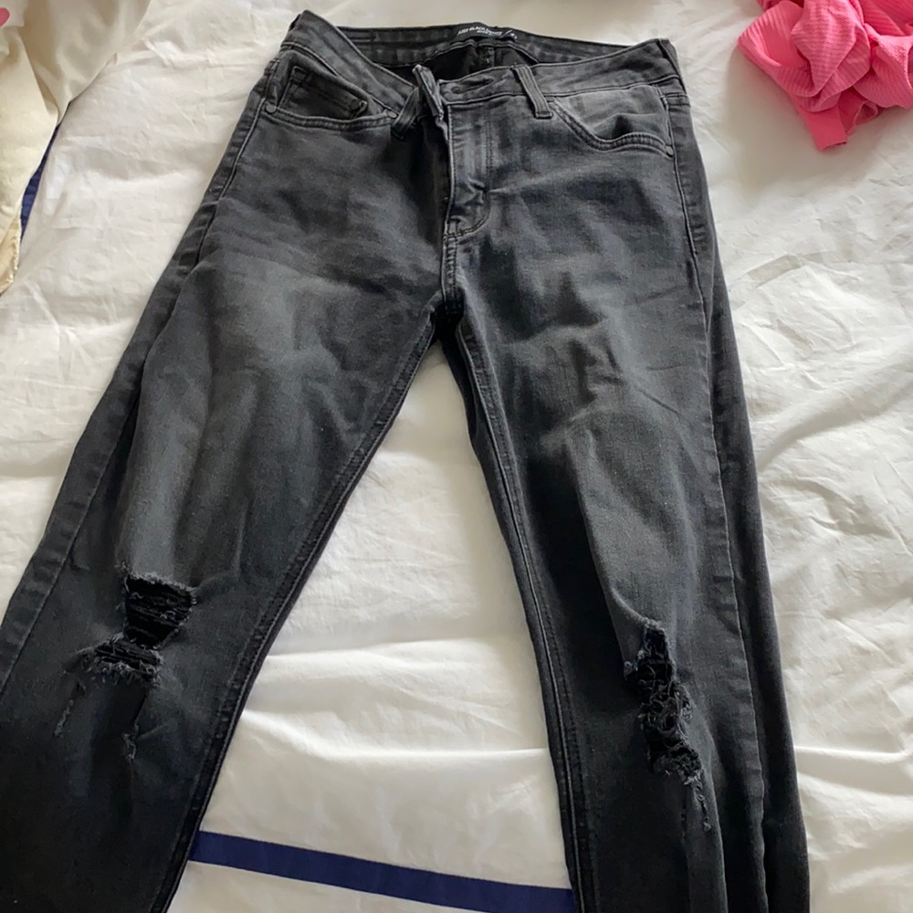Black skinny jeans